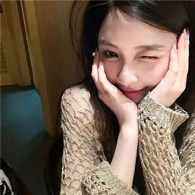 蝙蝠侠与哈莉·奎恩